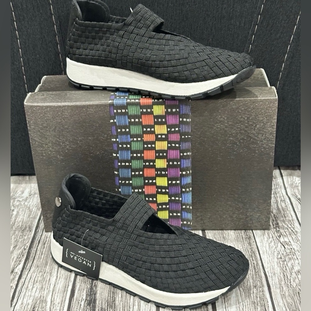 Bernie Mev. Women's Vixy Woven Sneaker in Black Size 39